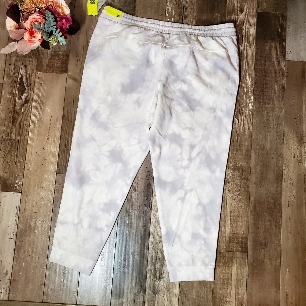 NWT All in Motion Men's French Terry Premium Joggers Size XXL Gray Tie-Dye